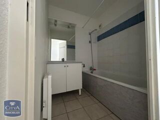  Appartement à louer 2 pièces 45 m²