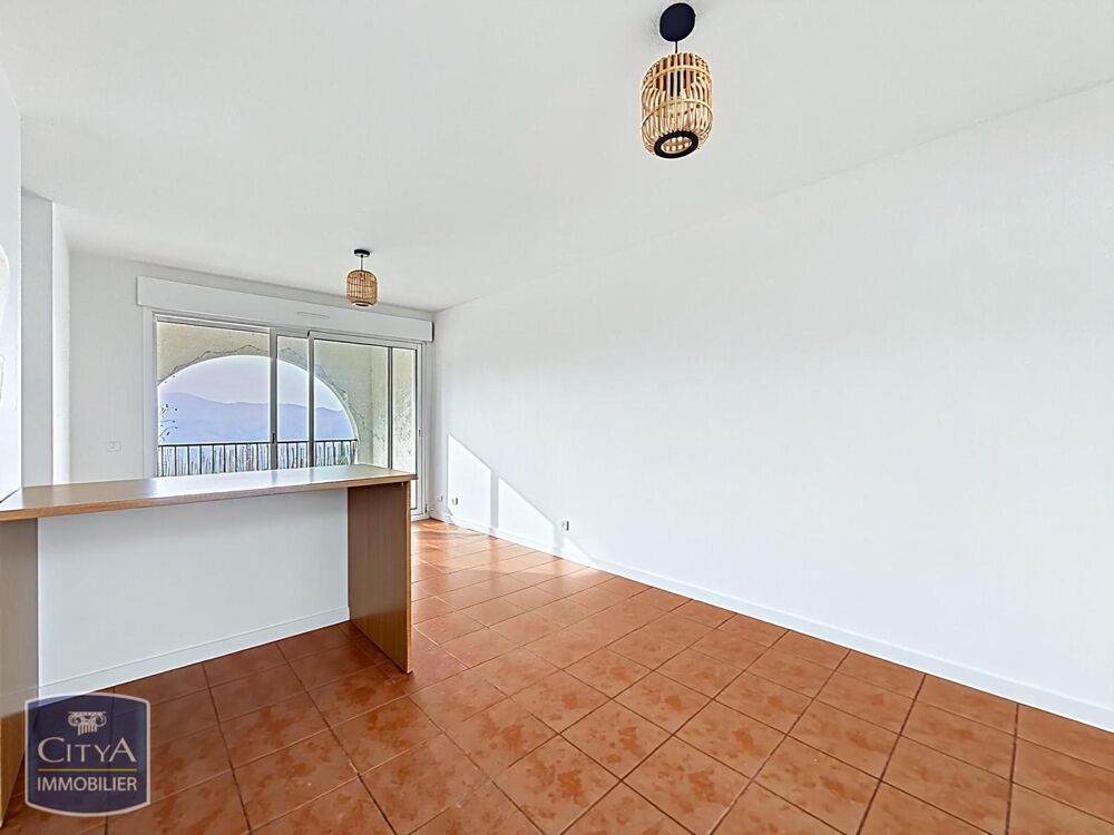 EXCLUSIVITÉ - QUARTIER CALME En location : Citya Mer et ....