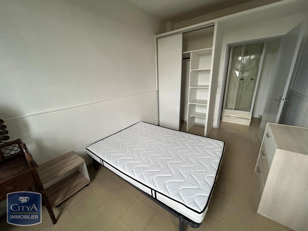 location Appartement - 2 pièce(s) - 32 m² Thiers (63300)