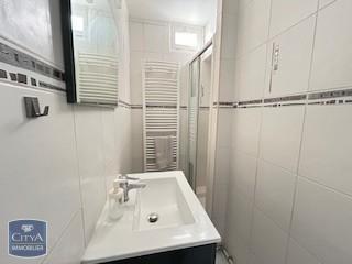 Appartement à louer 3 pièces 63 m²