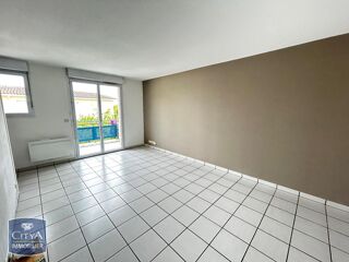  Appartement à louer 2 pièces 46 m²