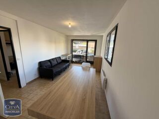  Appartement à louer 2 pièces 45 m²