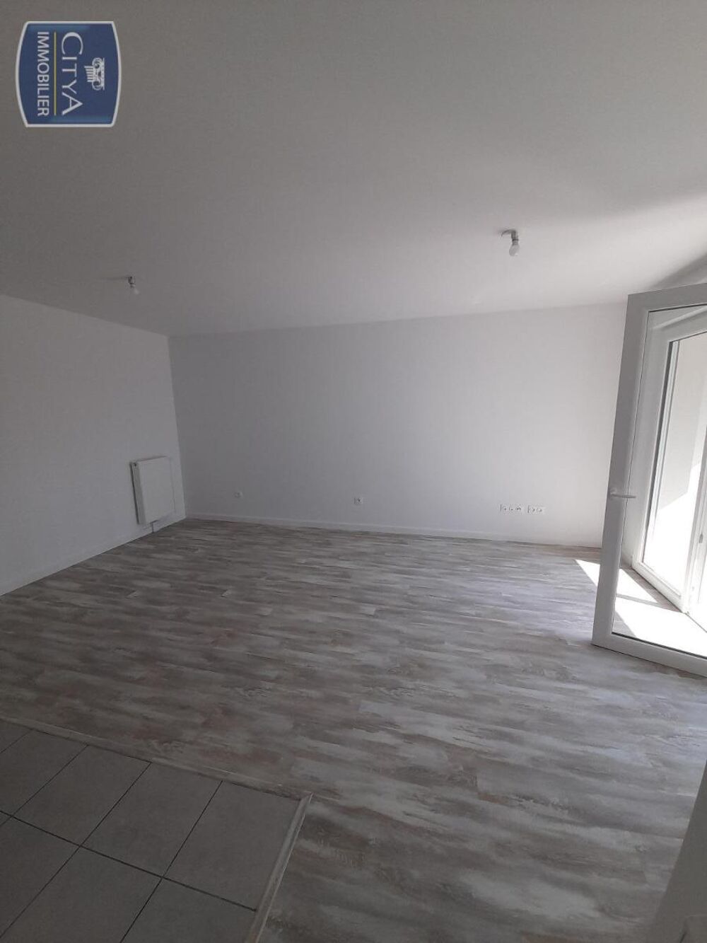 location Appartement - 2 pièce(s) - 47 m² Amiens (80000)