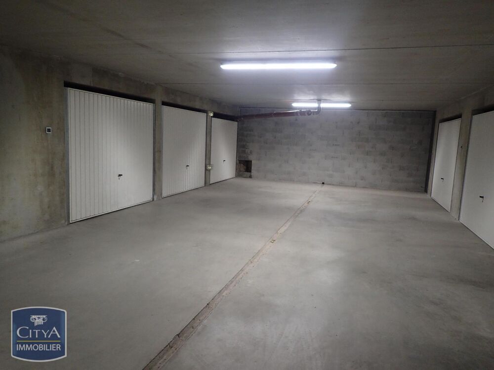 location Parking / Garage - 12 m² Chambéry (73000)