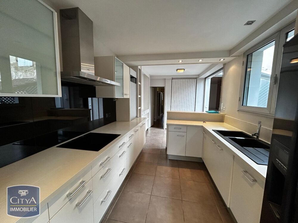 location Maison - 6 pièce(s) - 199 m² Mont-de-Marsan (40000)