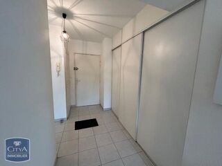  Appartement à louer 2 pièces 48 m²