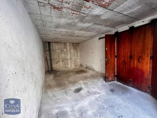 Parking / Garage � louer 