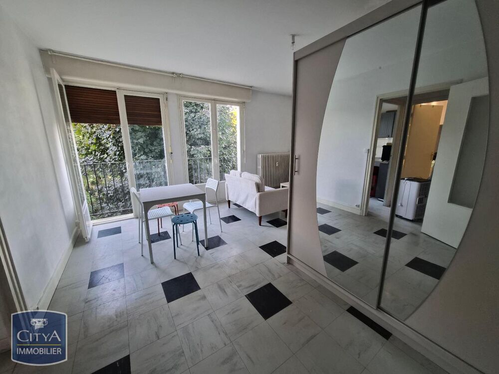location Appartement - 1 pièce(s) - 33 m² Châlons-en-Champagne (51000)