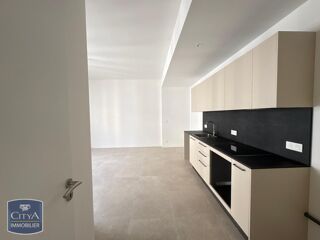  Appartement à louer 3 pièces 60 m²