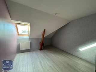  Appartement à louer 3 pièces 66 m²