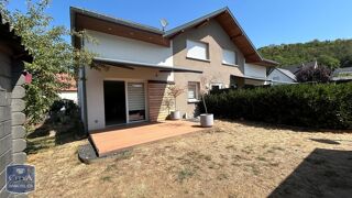  Appartement à louer 3 pièces 80 m²