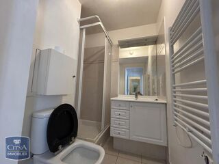  Appartement à louer 1 pièce 28 m²