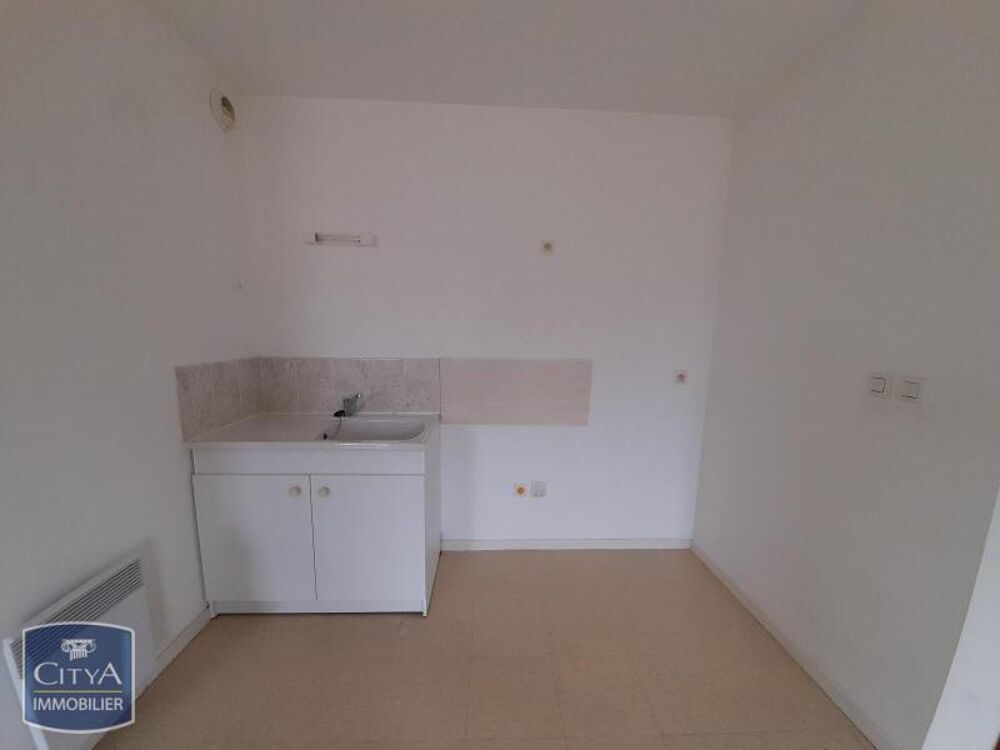 location Appartement - 1 pièce(s) - 29 m² La Suze-sur-Sarthe (72210)