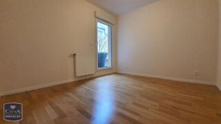  Appartement à louer 3 pièces 68 m²
