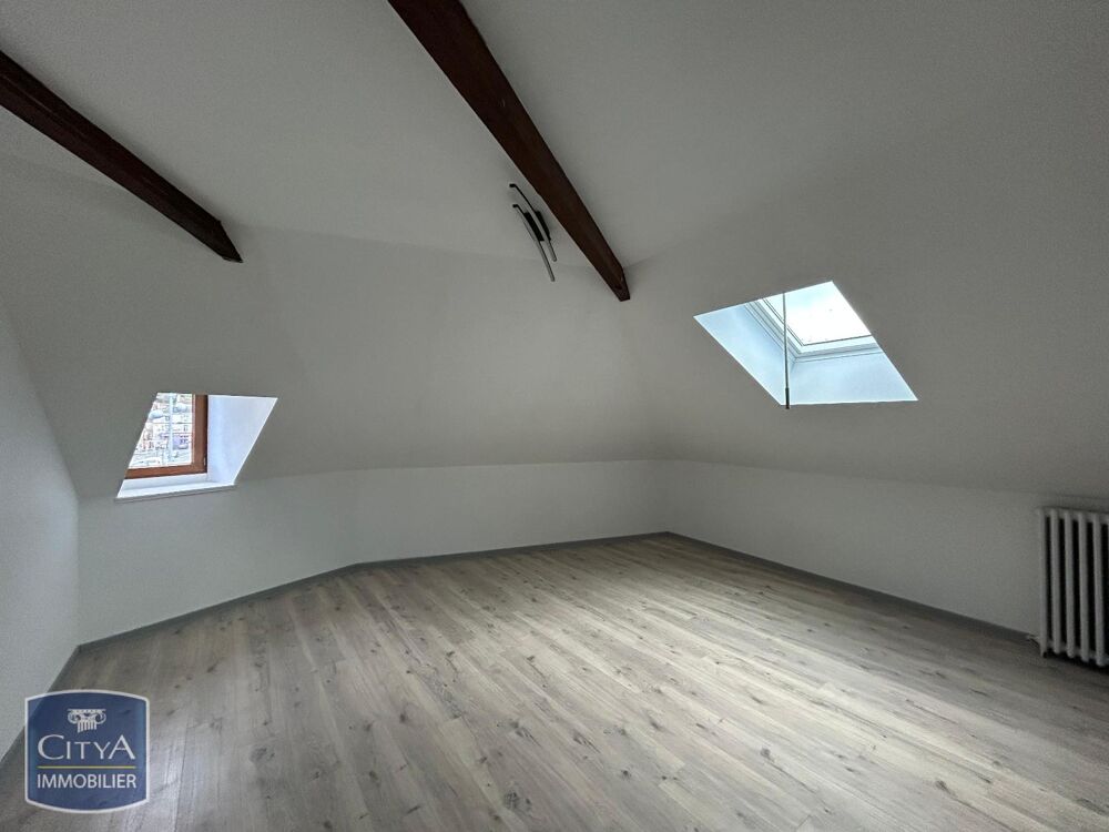 location Appartement - 5 pièce(s) - 123 m² Le Blanc (36300)