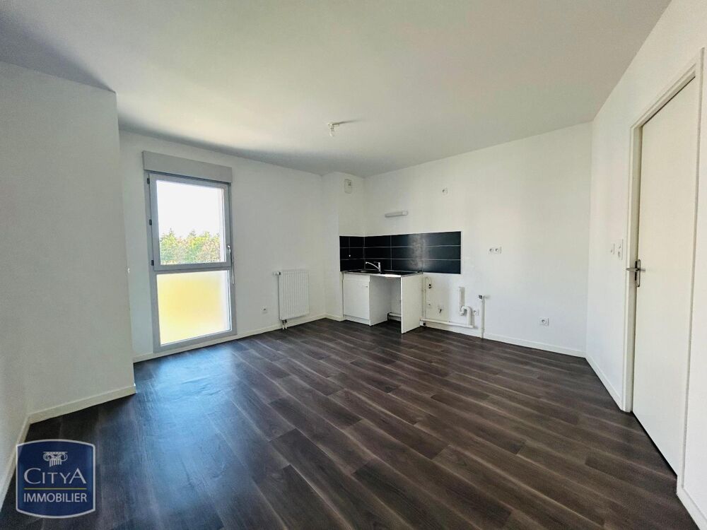 location Appartement - 3 pièce(s) - 69 m² Mainvilliers (28300)