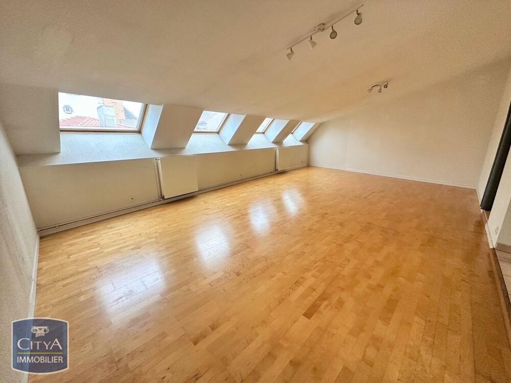 L'agence CITYA JAUDE vous propose cet appartement T3 sit....