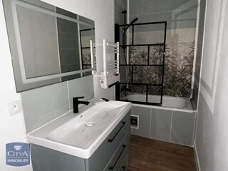  Appartement à louer 2 pièces 30 m²