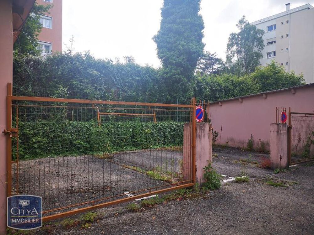 location Parking / Garage Saint-Julien-en-Genevois (74160)