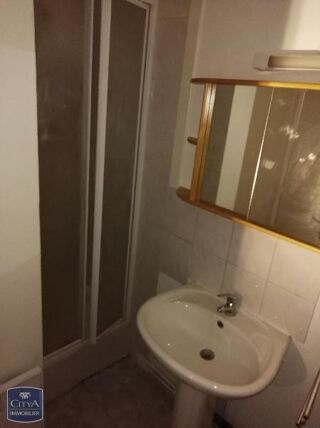  Appartement à louer 1 pièce 14 m²
