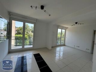  Appartement à louer 2 pièces 56 m²