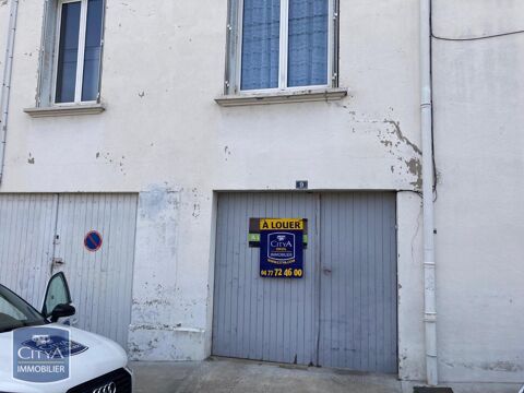  Parking / Garage  louer 