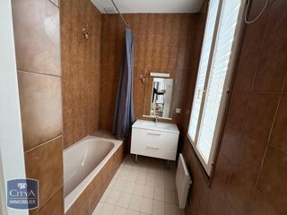  Appartement � louer 1 pi�ce 30 m� Angouleme