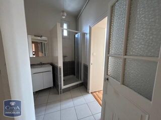  Appartement à louer 4 pièces 91 m²