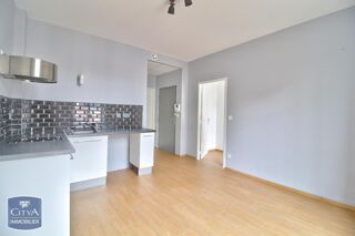  Appartement à louer 2 pièces 33 m²