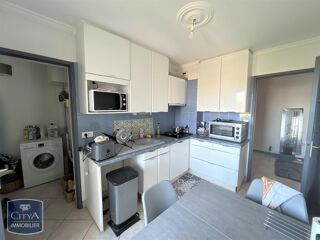  Appartement � louer 3 pi�ces 77 m�