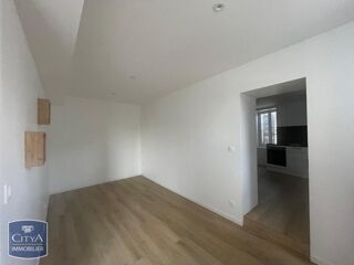  Appartement à louer 3 pièces 45 m²