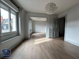  Appartement à louer 4 pièces 72 m²
