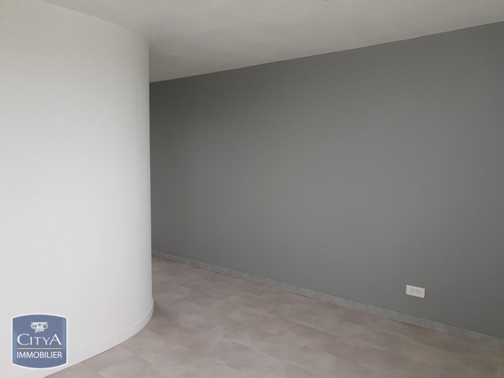 location Appartement - 1 pièce(s) - 30 m² Beaucourt (90500)