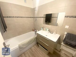  Appartement à louer 2 pièces 54 m²