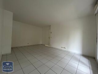  Appartement à louer 2 pièces 45 m²