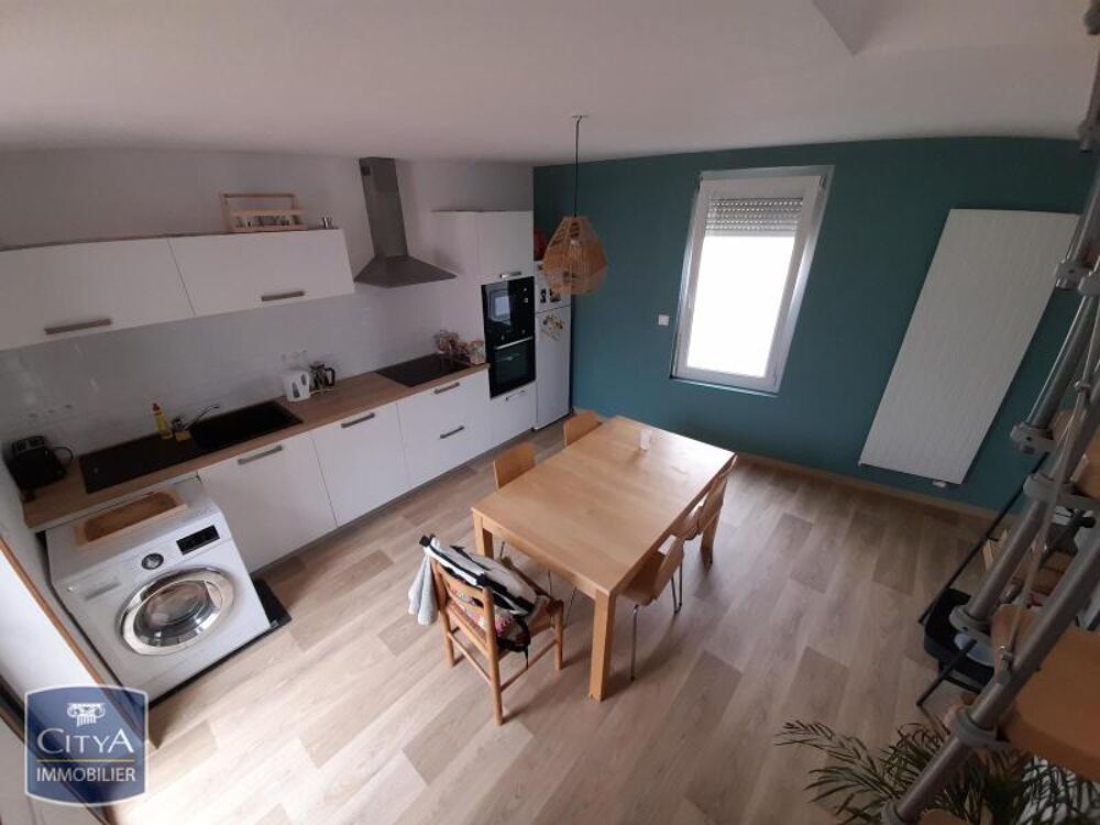 location Maison - 3 pièce(s) - 84 m² Trémentines (49340)