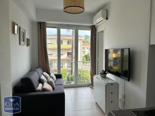  Appartement à louer 2 pièces 27 m²