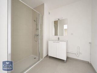  Appartement à louer 1 pièce 27 m²