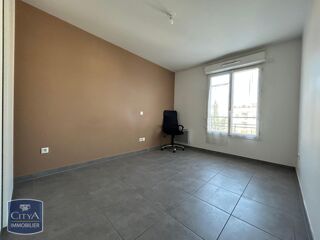  Appartement à louer 3 pièces 64 m²