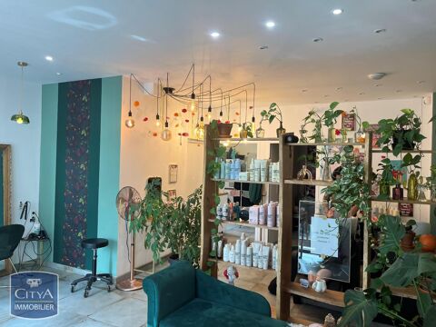 &Agrave; LOUER : Local commercial id&eacute;alement situ&eacute; au cœur d... 720 37190 Azay le rideau