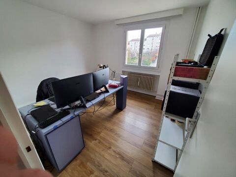 10 Bd du 8 mai 1945-ST ETIENNE-Au pied du Tram et des... 205 42000 Saint etienne