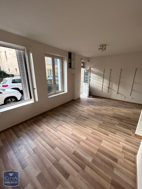 &Agrave; LOUER - Local professionnel 45 m&sup2; - Sarlat-la-Can&eacute;d... 450 24200 Sarlat la caneda
