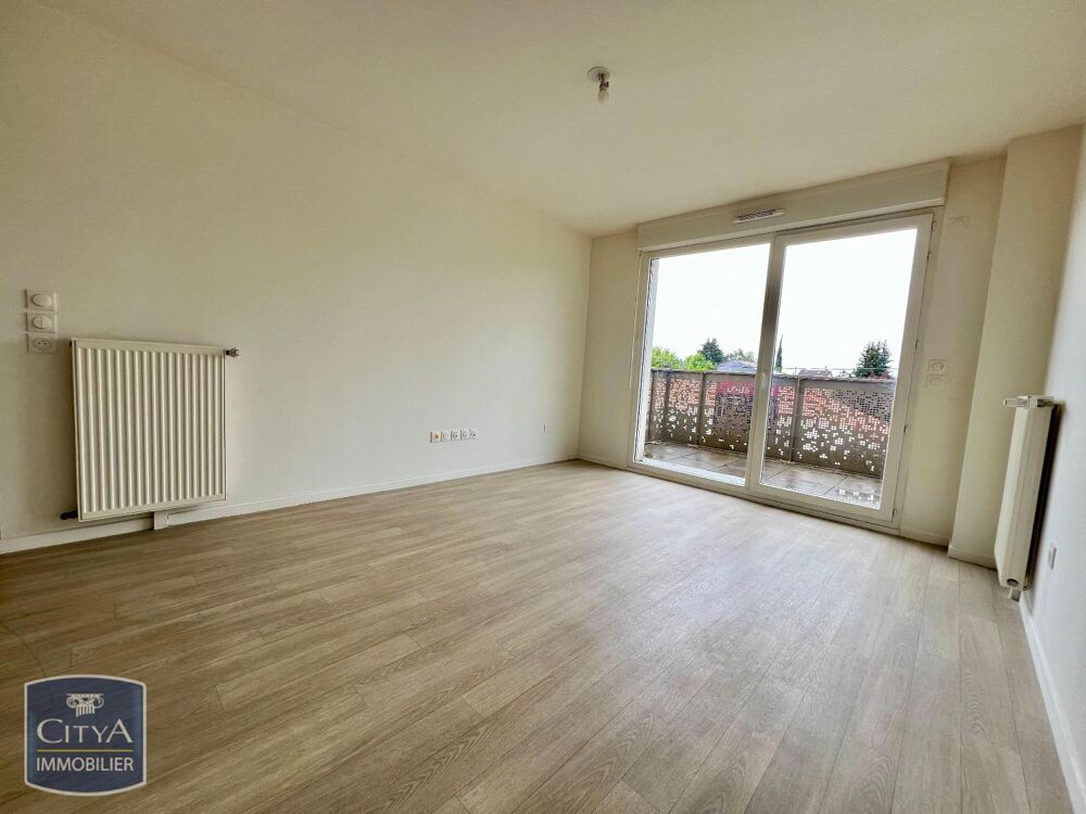À LOUER : Découvrez cet appartement récent T2 situé à Co....