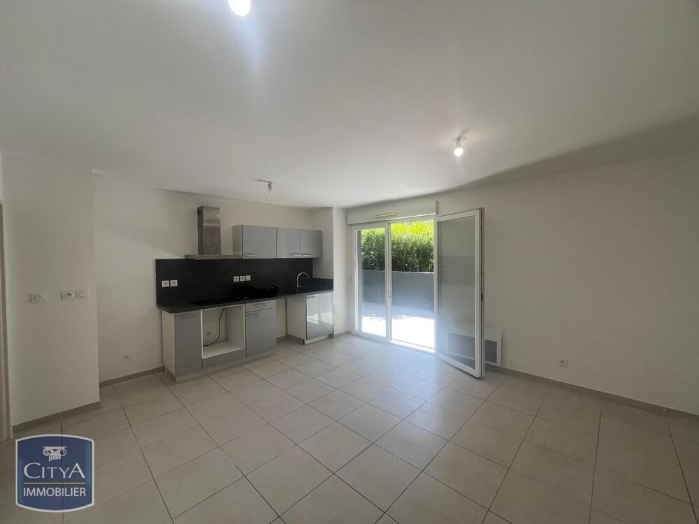 location Appartement - 3 pièce(s) - 61 m² Marseille 9