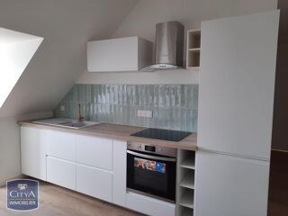  Appartement à louer 4 pièces 77 m²