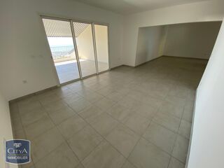  Appartement à louer 3 pièces 96 m²