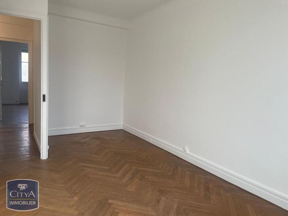 location Appartement - 2 pièce(s) - 57 m² Lyon 7
