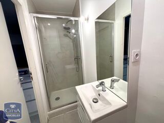  Appartement à louer 2 pièces 31 m²