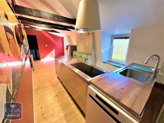  Appartement à louer 4 pièces 119 m²