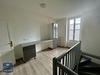  Appartement � louer 5 pi�ces 130 m�